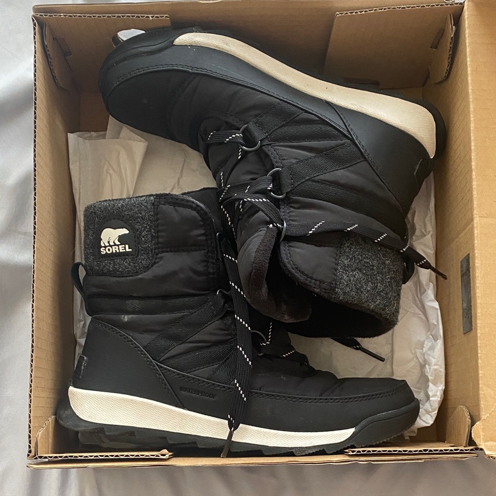 Sorel Black and white Quilted Boots
